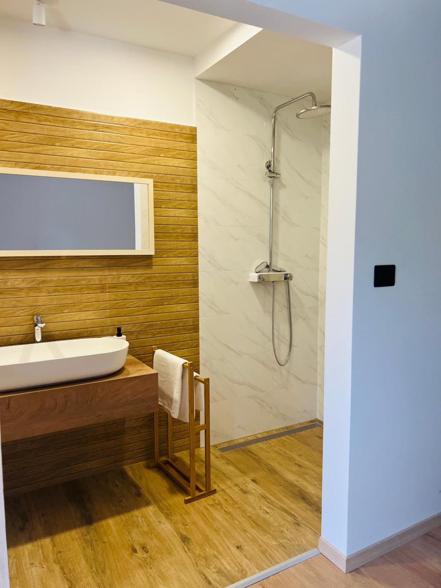 Vila Prisunca Jacuzzi & Swimming Pool Pazin Kültér fotó